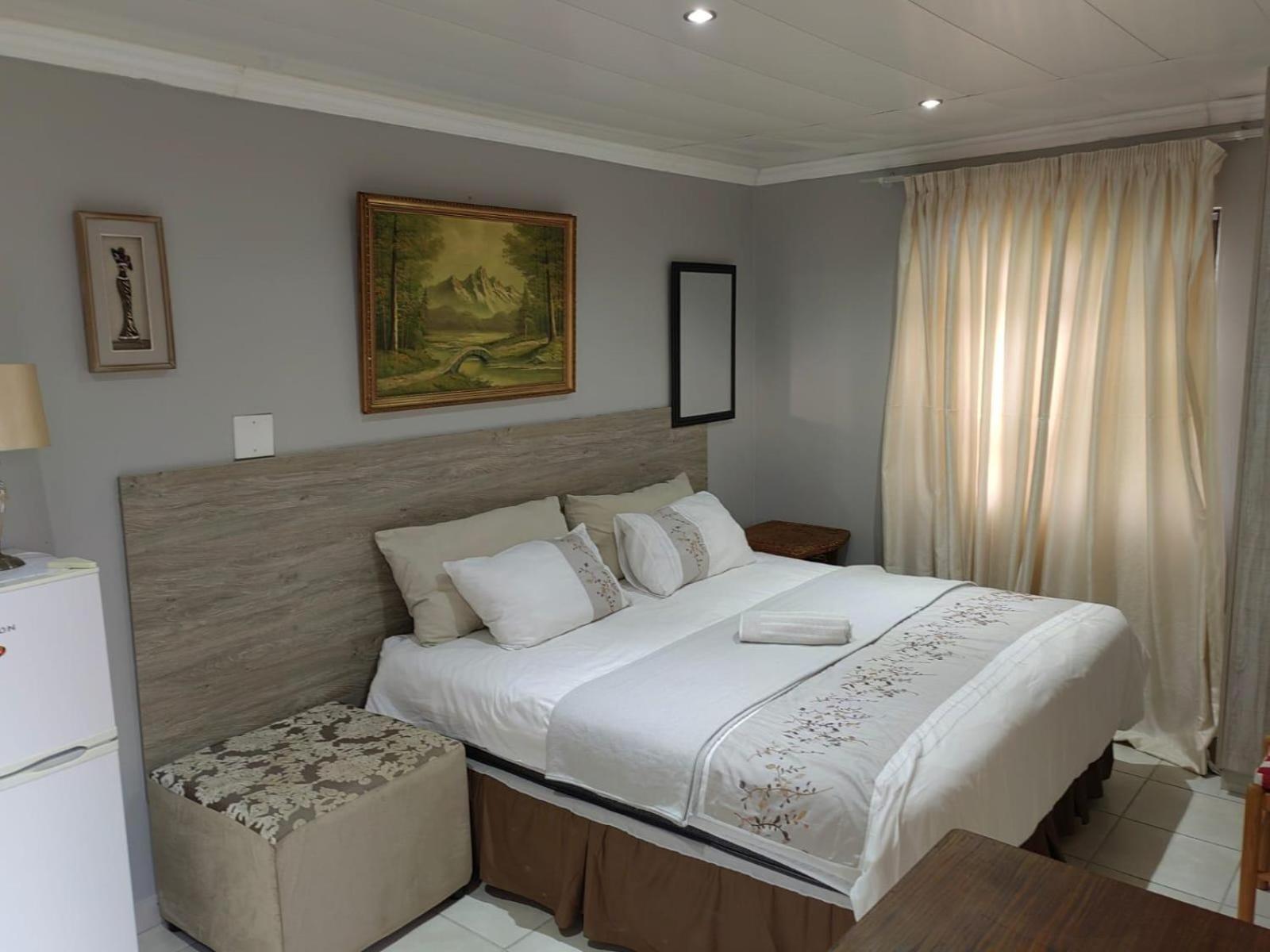Sibahlenomhlambi Guesthouse Springs  Room photo