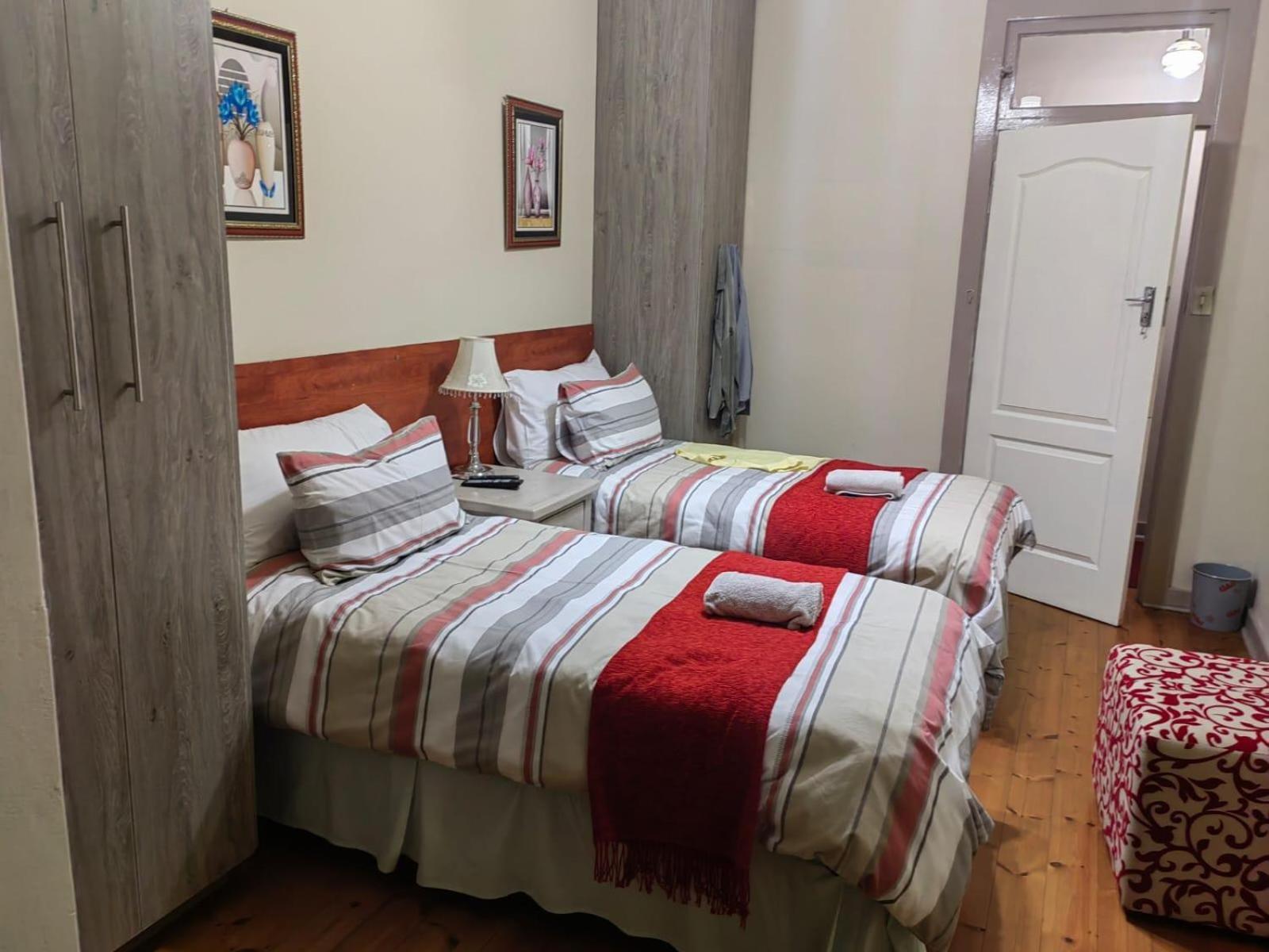Sibahlenomhlambi Guesthouse Springs  Room photo